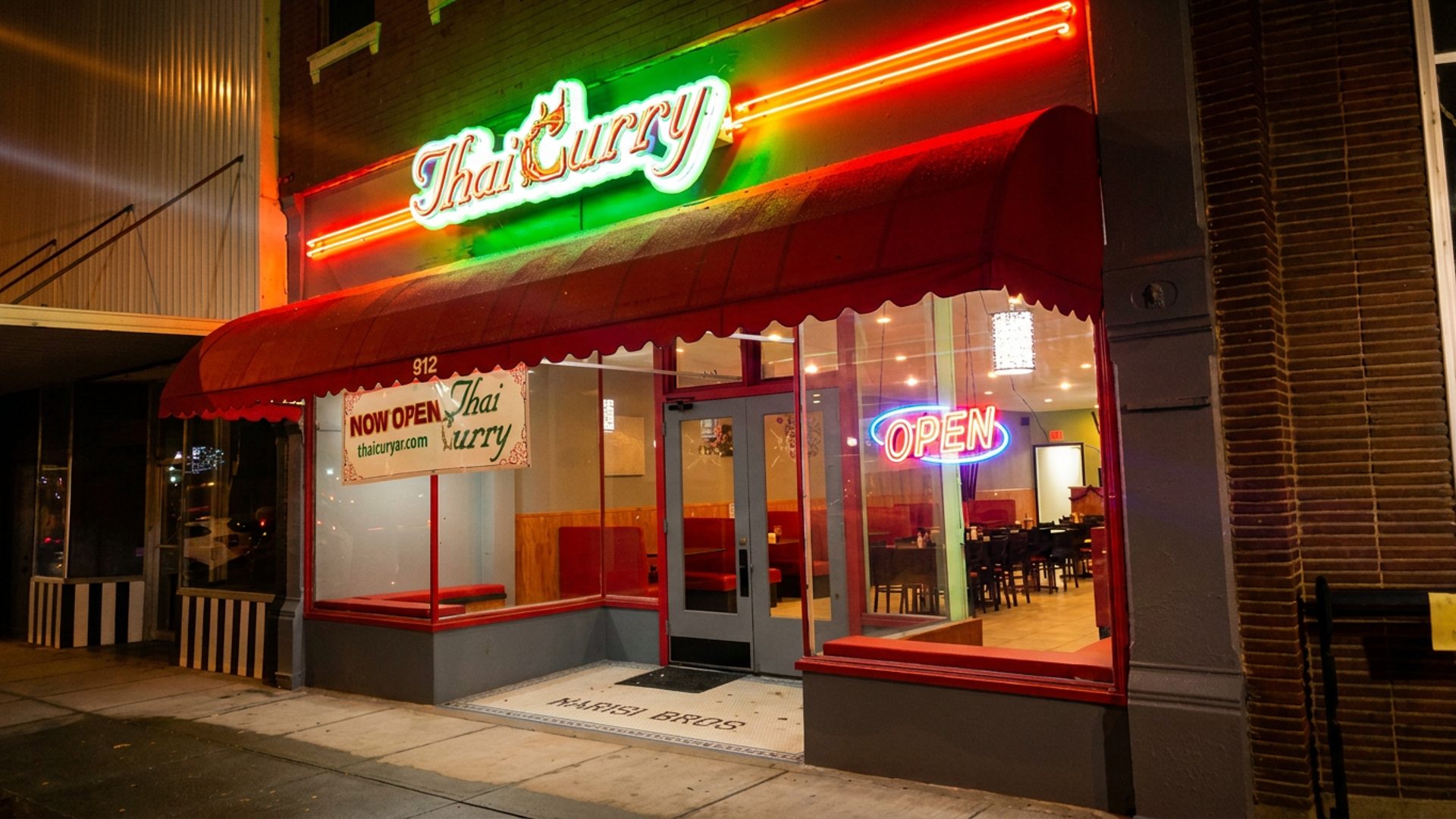 A warm table on Garrison Avenue